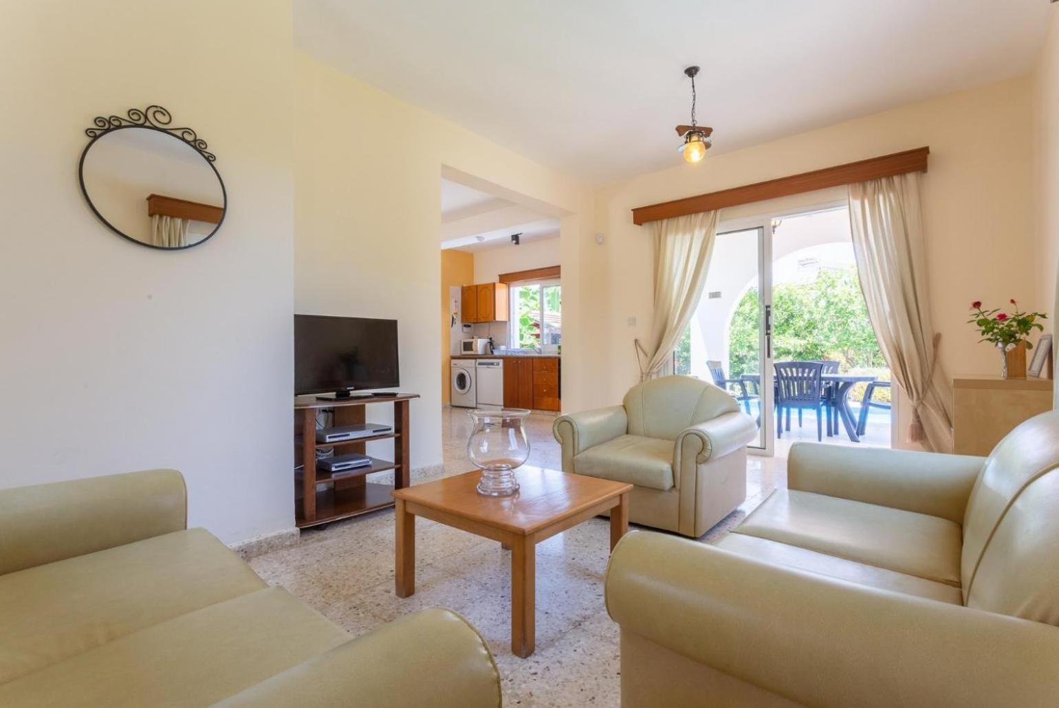 Sun Beach Villa Thio Polis Luaran gambar