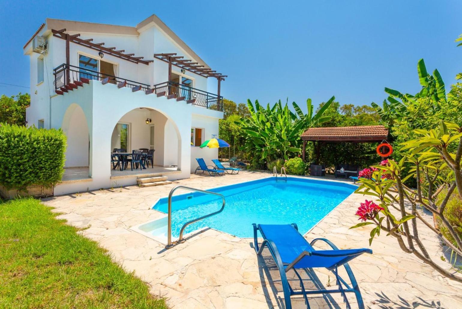 Sun Beach Villa Thio Polis Luaran gambar