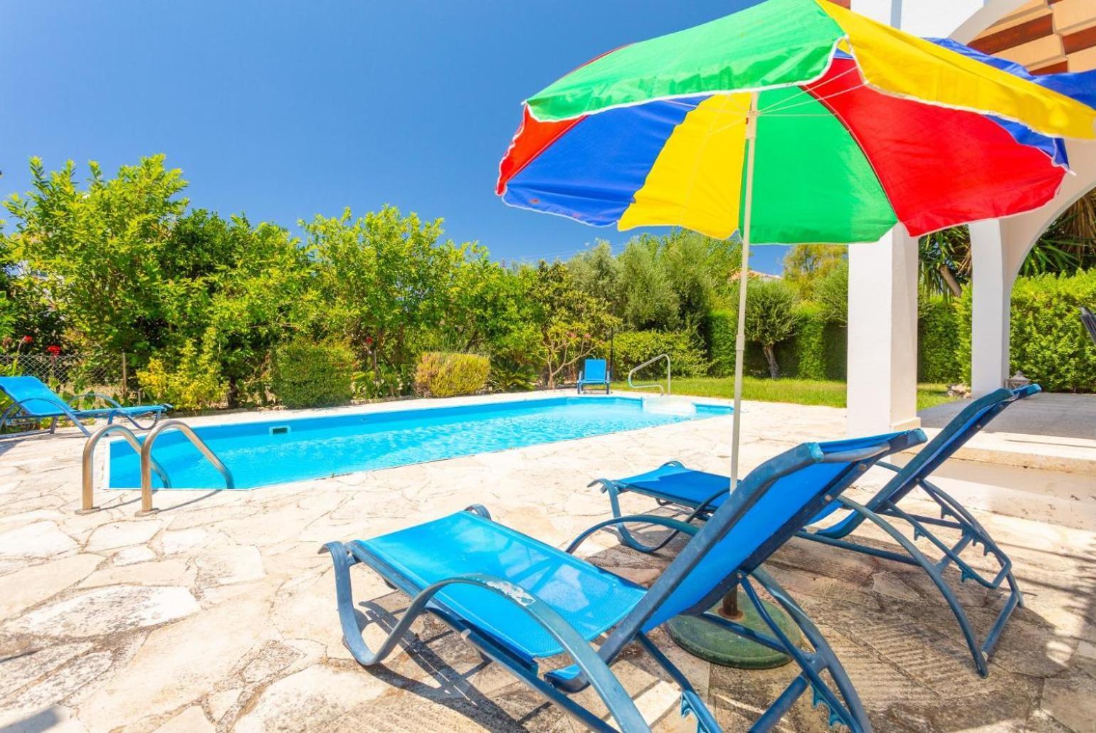 Sun Beach Villa Thio Polis Luaran gambar